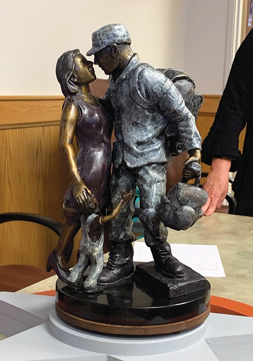 Veterans Memorial mini sculpture