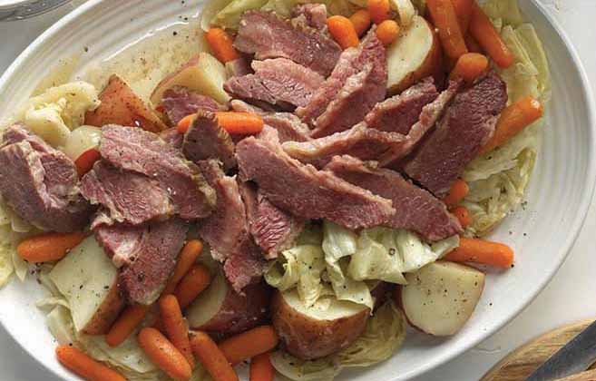 easy corned beef & cabbage